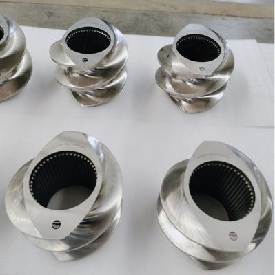 อุปกรณ์สกรู extruder พลาสติกคู่สวมสภาพสูงที่มีการรักษาการดับระยะว่าง