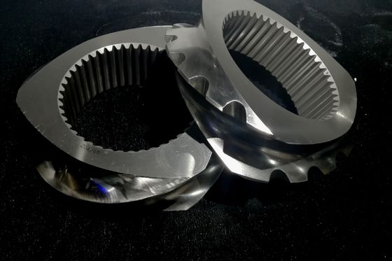 ISO9001 2015 รับรองอะไหล่ extruder สองสกรูสําหรับการพัดทรายและการเคลือบ